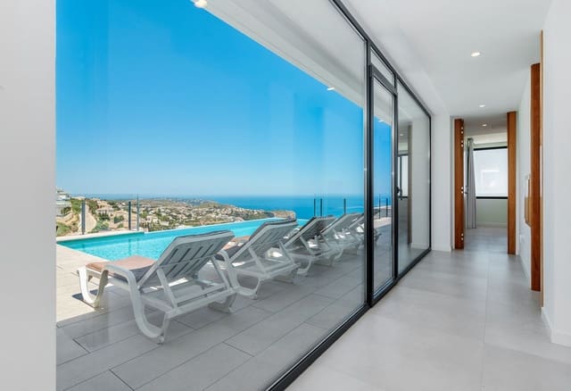 4 soverom Villa til salgs i Teulada-Moraira med svømmebasseng garasje - € 1 150 000 (Ref: 8214334)