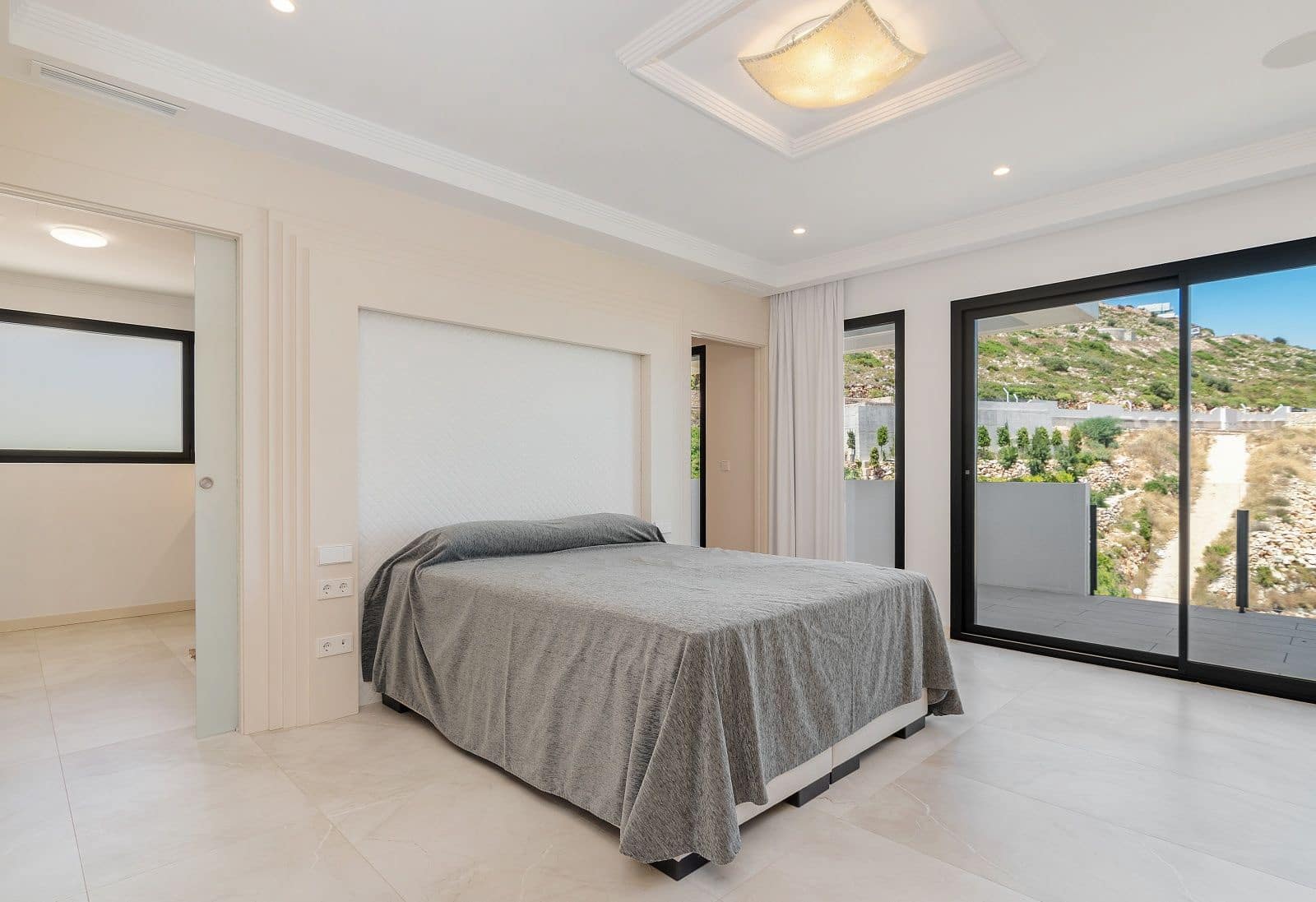 4 bedroom Villa for sale in Teulada-Moraira with pool garage - € 1,150,000 (Ref: 8214334)