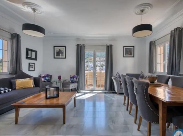 7 Zimmer Villa zu verkaufen in El Montgó, Dénia mit Pool - 960.000 € (Ref: 8246080)