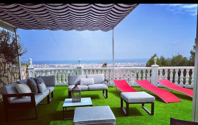 4 Zimmer Villa zu verkaufen in El Montgó, Dénia mit Pool - 510.000 € (Ref: 8246081)