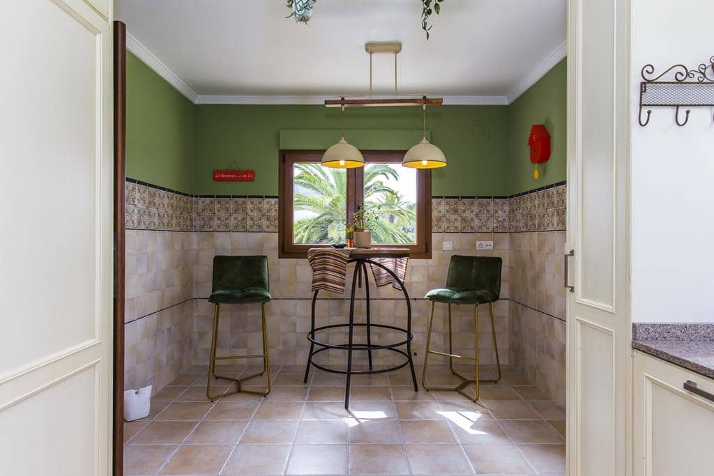 4 bedroom Villa for sale in Denia with pool garage - € 980,000 (Ref: 8447589)