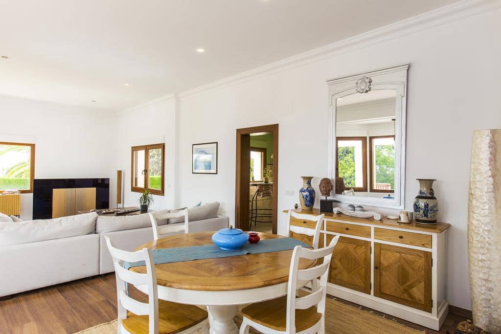 4 bedroom Villa for sale in Denia with pool garage - € 980,000 (Ref: 8447589)