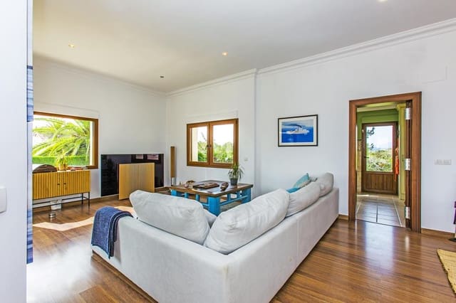 4 Zimmer Villa zu verkaufen in Dénia mit Pool Garage - 980.000 € (Ref: 8447589)