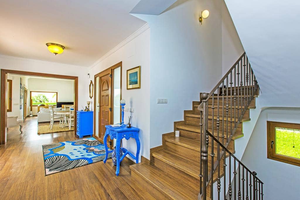 4 bedroom Villa for sale in Denia with pool garage - € 980,000 (Ref: 8447589)