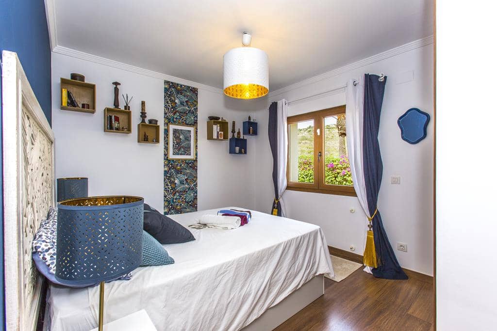 4 bedroom Villa for sale in Denia with pool garage - € 980,000 (Ref: 8447589)