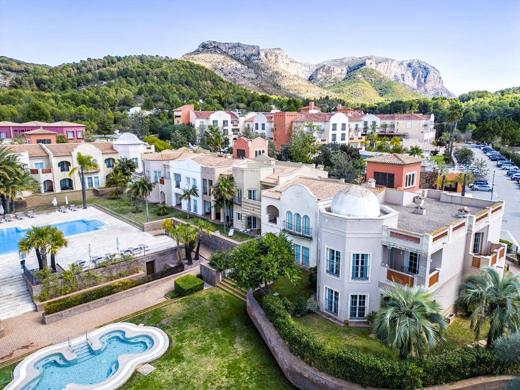 2 bedroom Apartment for sale in Denia with pool garage - € 465,000 (Ref: 8459062)