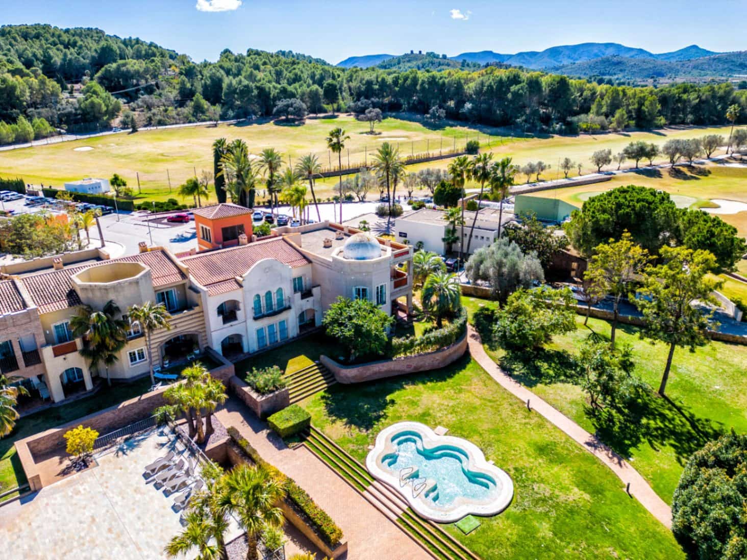 2 bedroom Apartment for sale in Denia with pool garage - € 465,000 (Ref: 8459062)