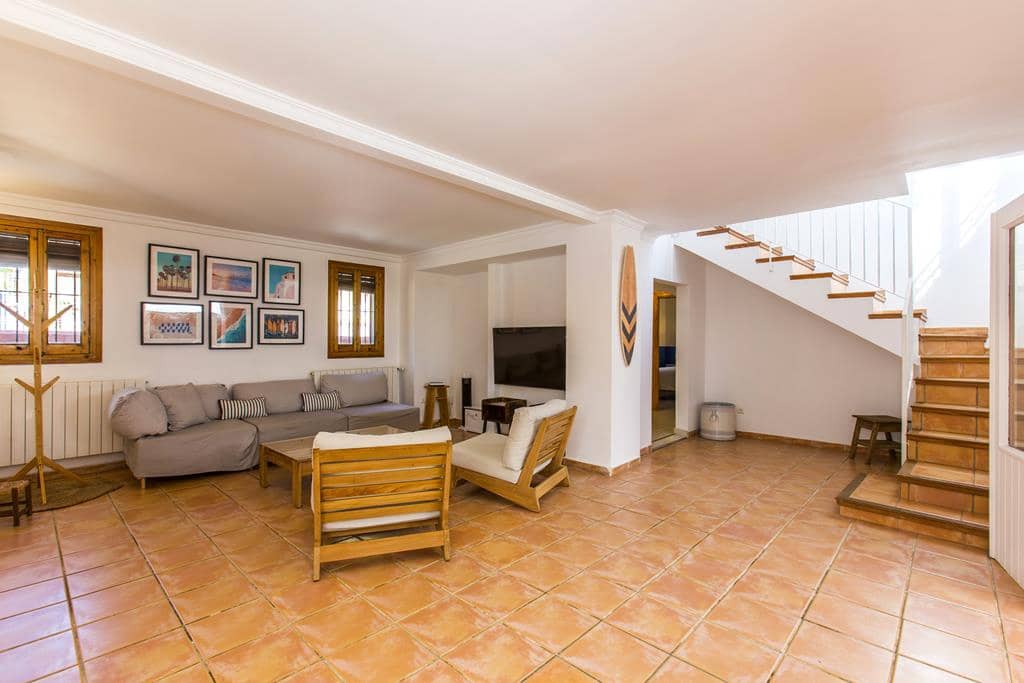 Chalet de 5 habitaciones en Dénia en venta con piscina garaje - 1.045.000 € (Ref: 8525116)