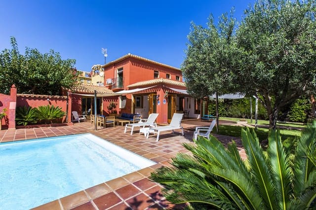 5 soverom Villa til salgs i Las Marinas / Les Marines, Dénia med svømmebasseng garasje - € 1 045 000 (Ref: 8525116)