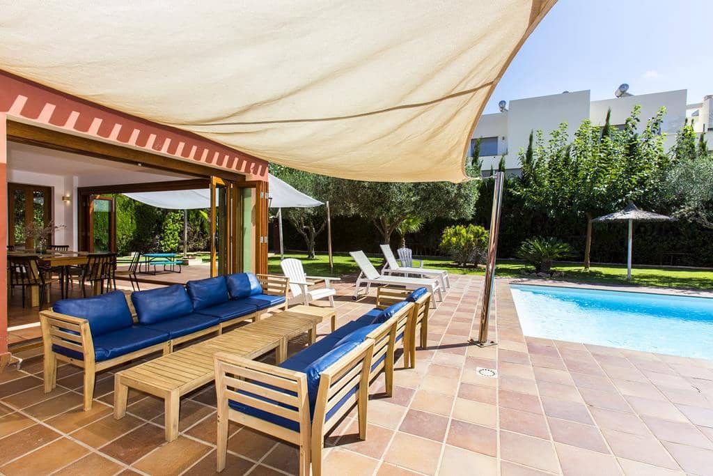 Chalet de 5 habitaciones en Dénia en venta con piscina garaje - 1.045.000 € (Ref: 8525116)