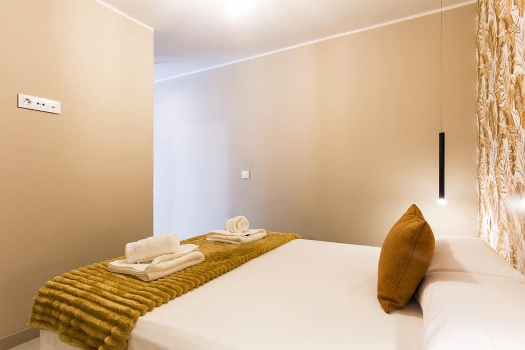 5 bedroom Apartment for sale in Denia - € 935,000 (Ref: 8581632)