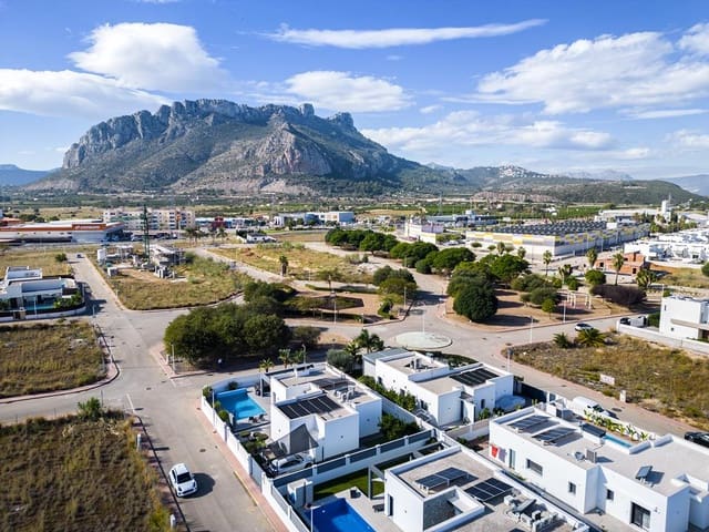 3 slaapkamer Villa te koop in El Vergel / Verger met zwembad garage - € 675.000 (Ref: 8598836)