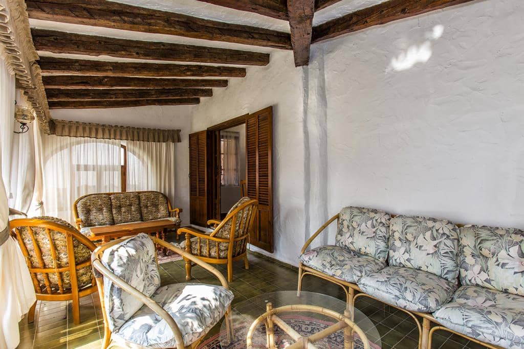 3 bedroom Villa for sale in Denia with pool garage - € 580,000 (Ref: 8621004)