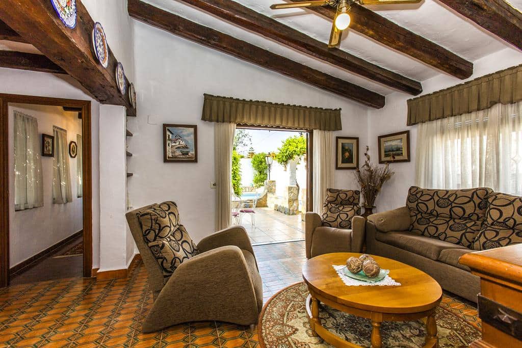 3 bedroom Villa for sale in Denia with pool garage - € 580,000 (Ref: 8621004)