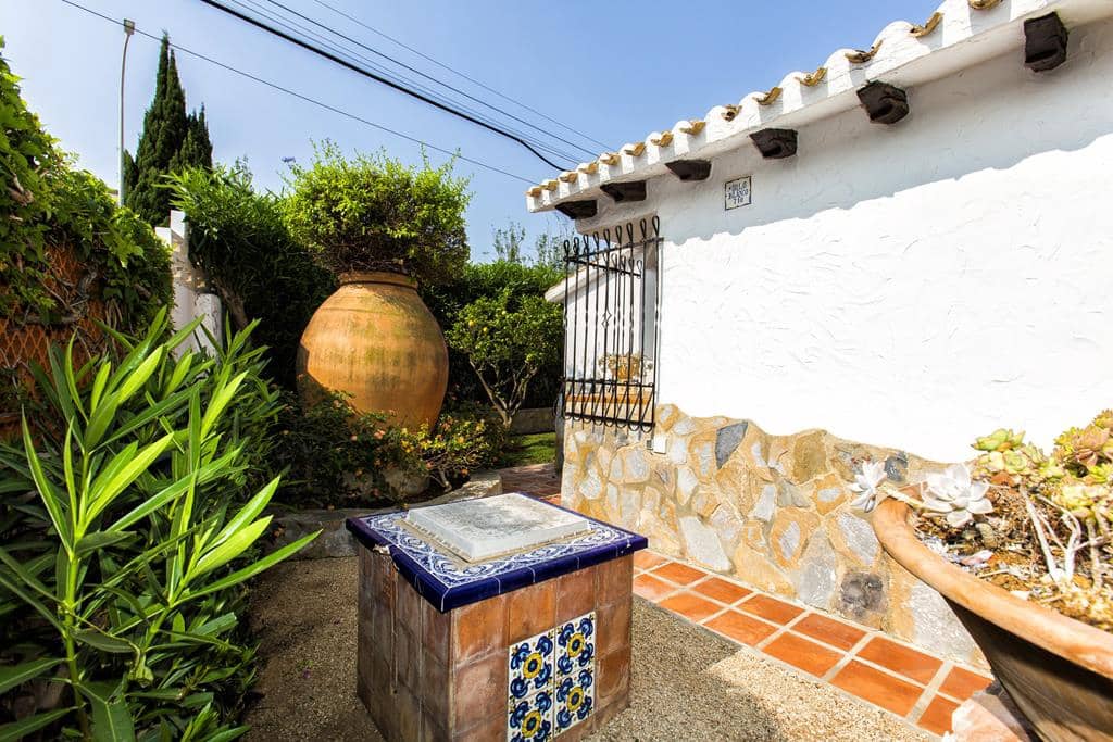 3 bedroom Villa for sale in Denia with pool garage - € 580,000 (Ref: 8621004)