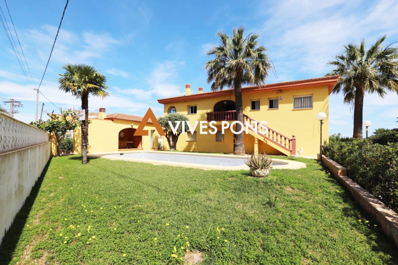 4 bedroom Villa for sale in Denia with pool garage - € 1,100,000 (Ref: 8774828)