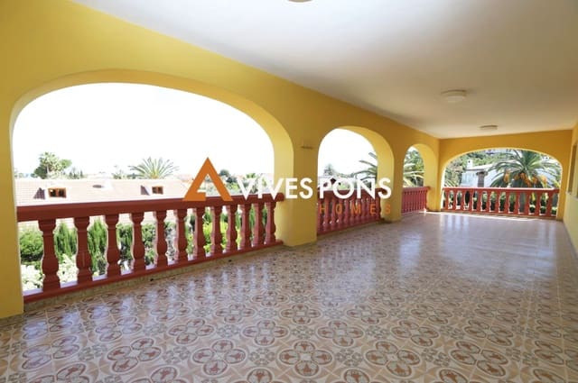 4 quarto Moradia para venda em Dénia com piscina garagem - 1 100 000 € (Ref: 8774828)