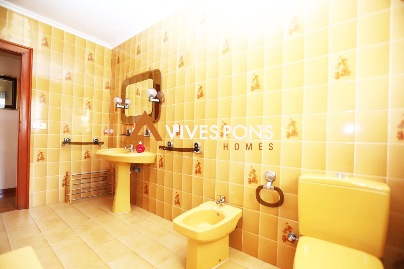 4 makuuhuone Huvila myytävänä paikassa Denia mukana uima-altaan 
autotalli - 1 100 000 € (Ref: 8774828)