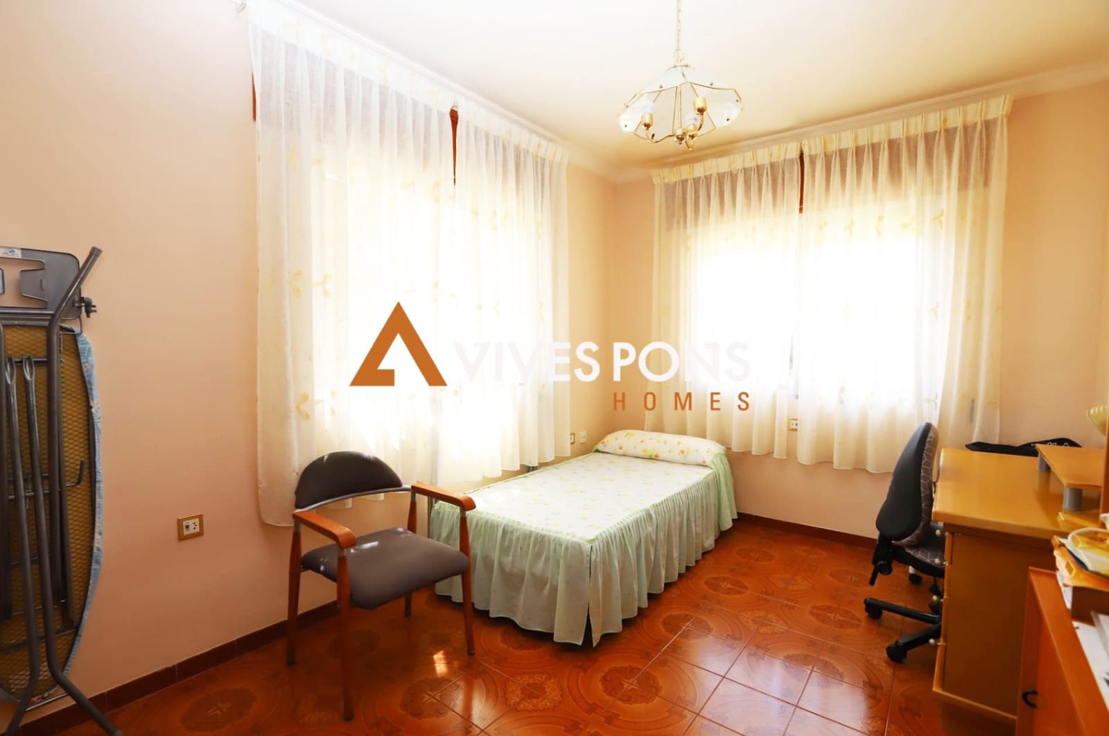 4 makuuhuone Huvila myytävänä paikassa Denia mukana uima-altaan 
autotalli - 1 100 000 € (Ref: 8774828)