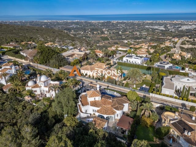 4 slaapkamer Villa te koop in Dénia met zwembad garage - € 890.000 (Ref: 8848672)