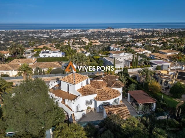 4 slaapkamer Villa te koop in Dénia met zwembad garage - € 890.000 (Ref: 8848672)