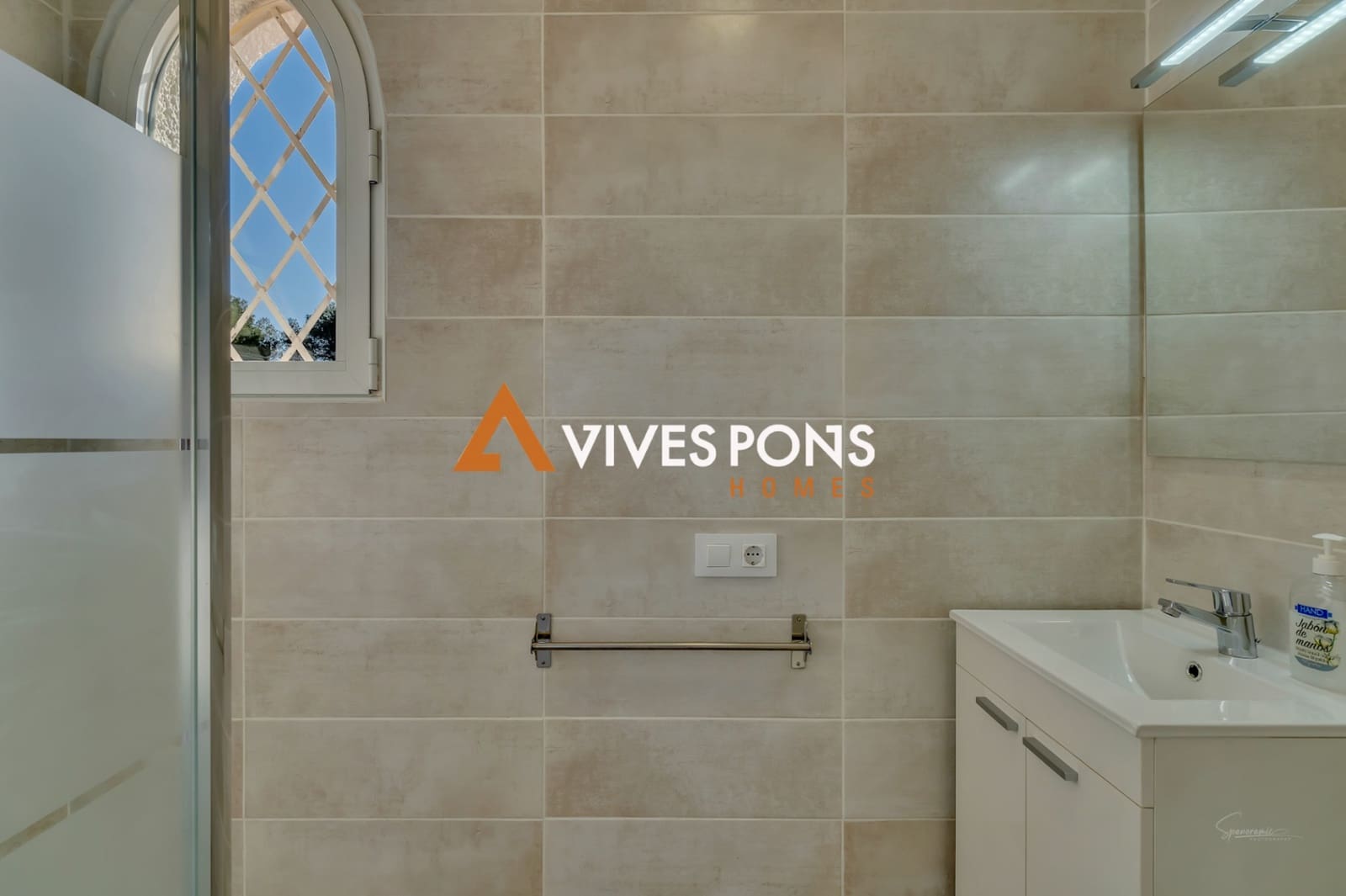 4 bedroom Villa for sale in Denia with pool garage - € 890,000 (Ref: 8848672)