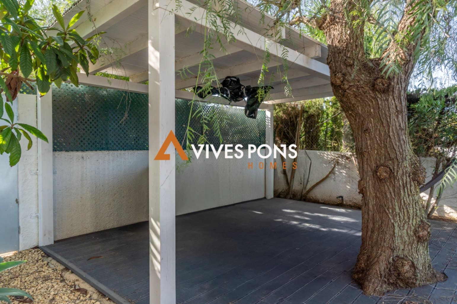 4 bedroom Villa for sale in Denia with pool garage - € 890,000 (Ref: 8848672)