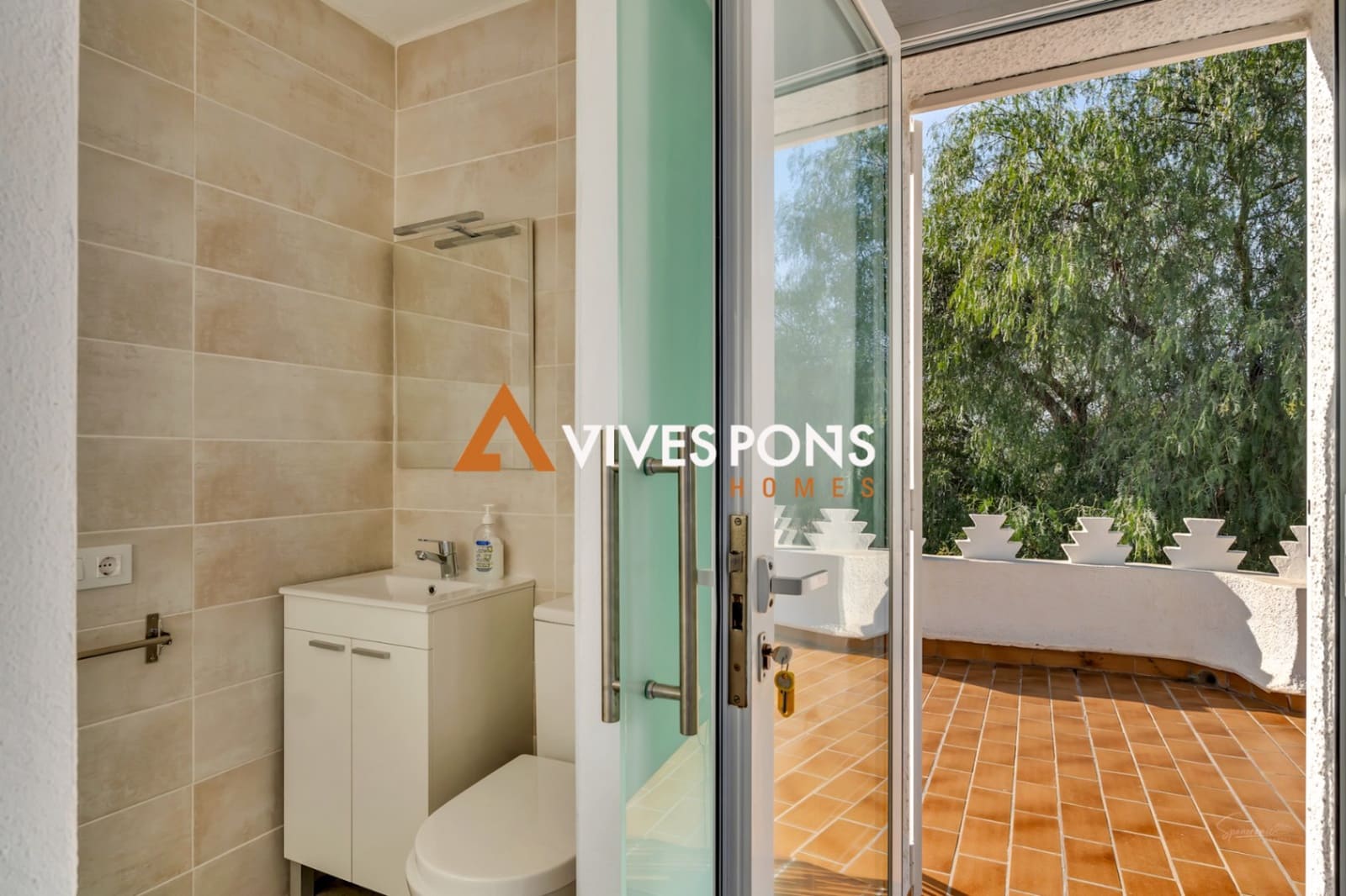 4 bedroom Villa for sale in Denia with pool garage - € 890,000 (Ref: 8848672)