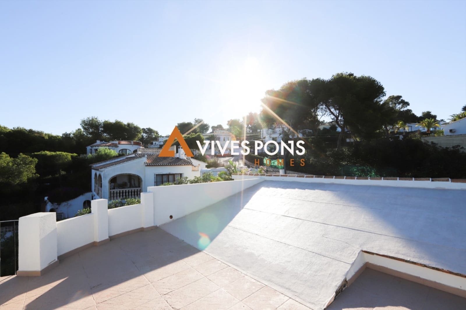 5 soverom Villa til salgs i Javea / Xabia med svømmebasseng garasje - € 629 000 (Ref: 8848673)