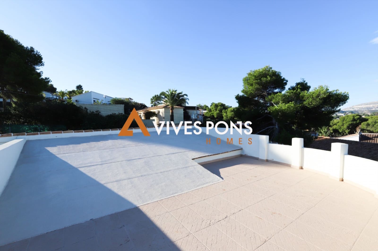 5 soverom Villa til salgs i Javea / Xabia med svømmebasseng garasje - € 629 000 (Ref: 8848673)