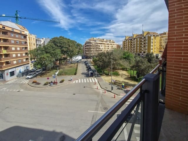 4 soveværelse Lejlighed til salg i Saladar, Dénia med garage - € 315.000 (Ref: 8898193)