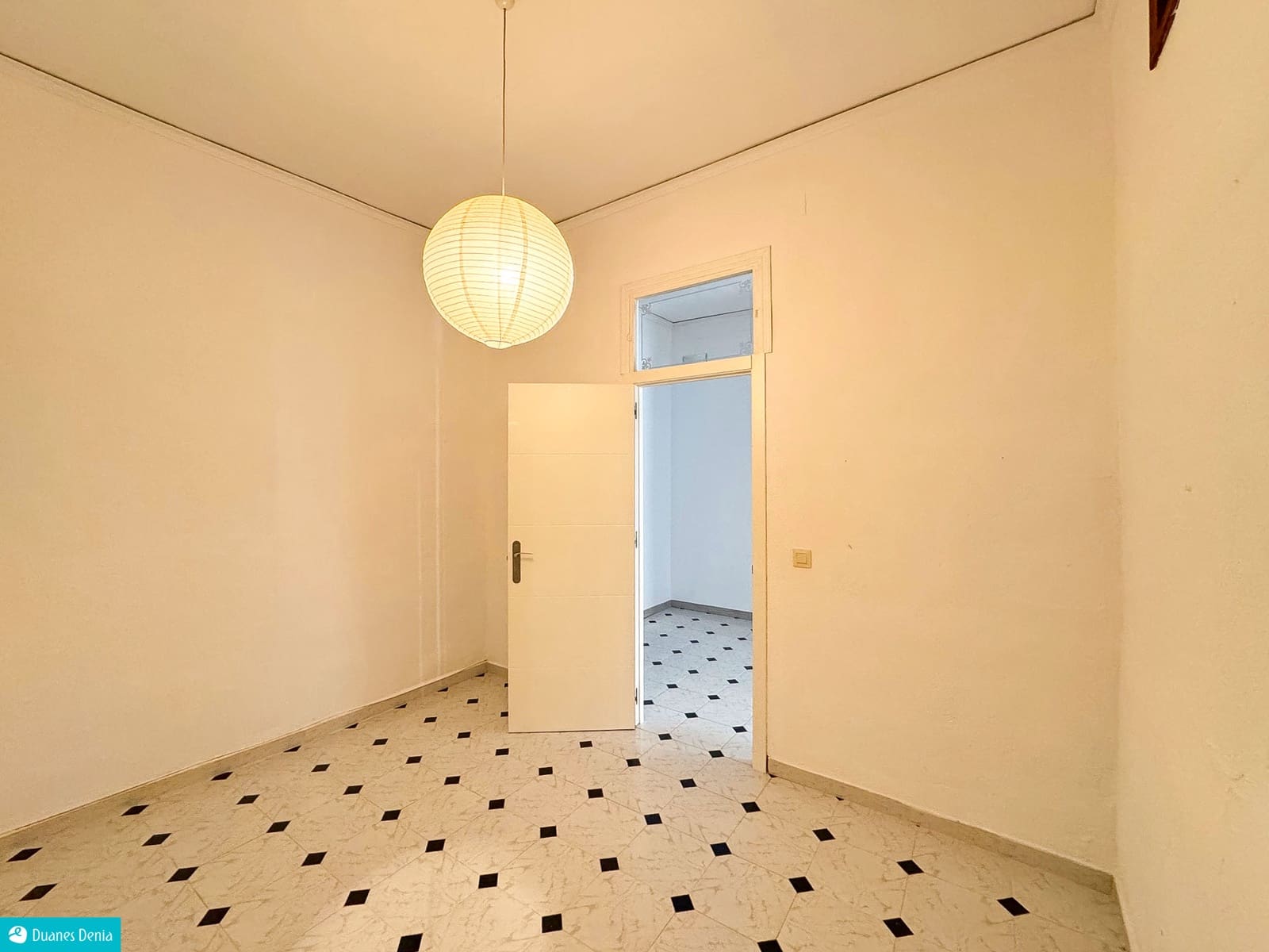 4 sovrum Hus till salu i Denia med garage - 280 000 € (Ref: 8909612)