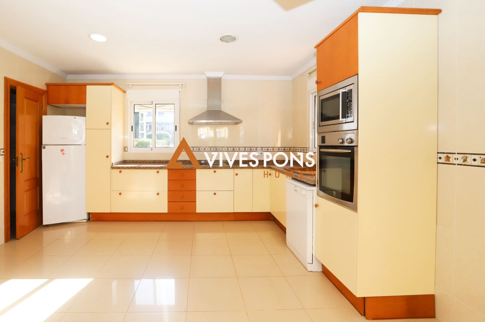 5 sovrum Villa till salu i Denia med pool garage - 849 000 € (Ref: 8934637)