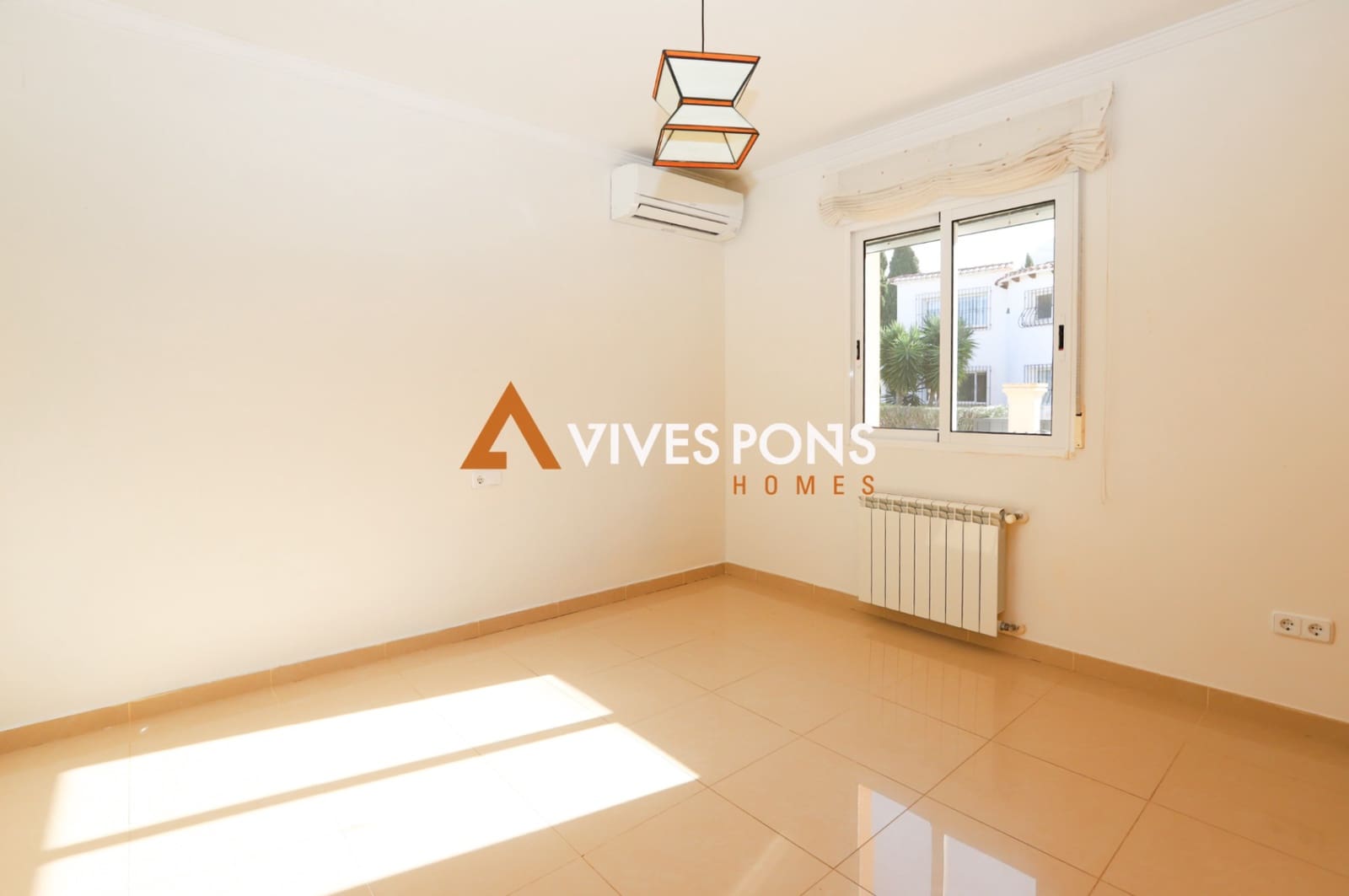 5 sovrum Villa till salu i Denia med pool garage - 849 000 € (Ref: 8934637)