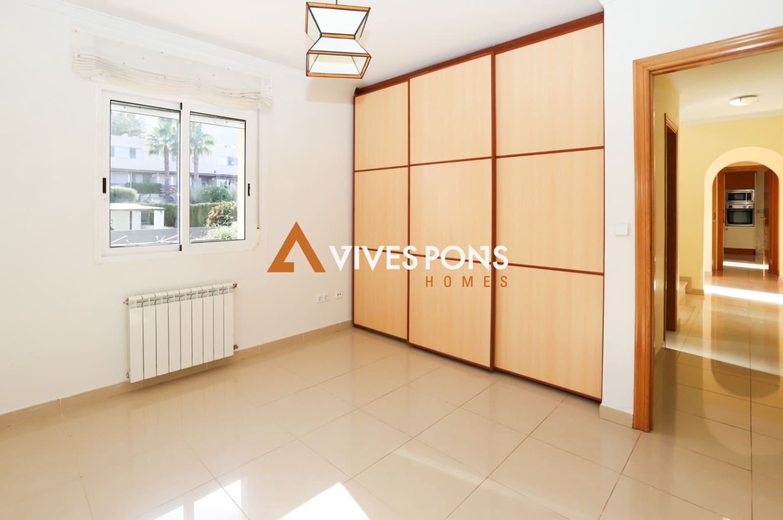 5 bedroom Villa for sale in Denia with pool garage - € 849,000 (Ref: 8934637)