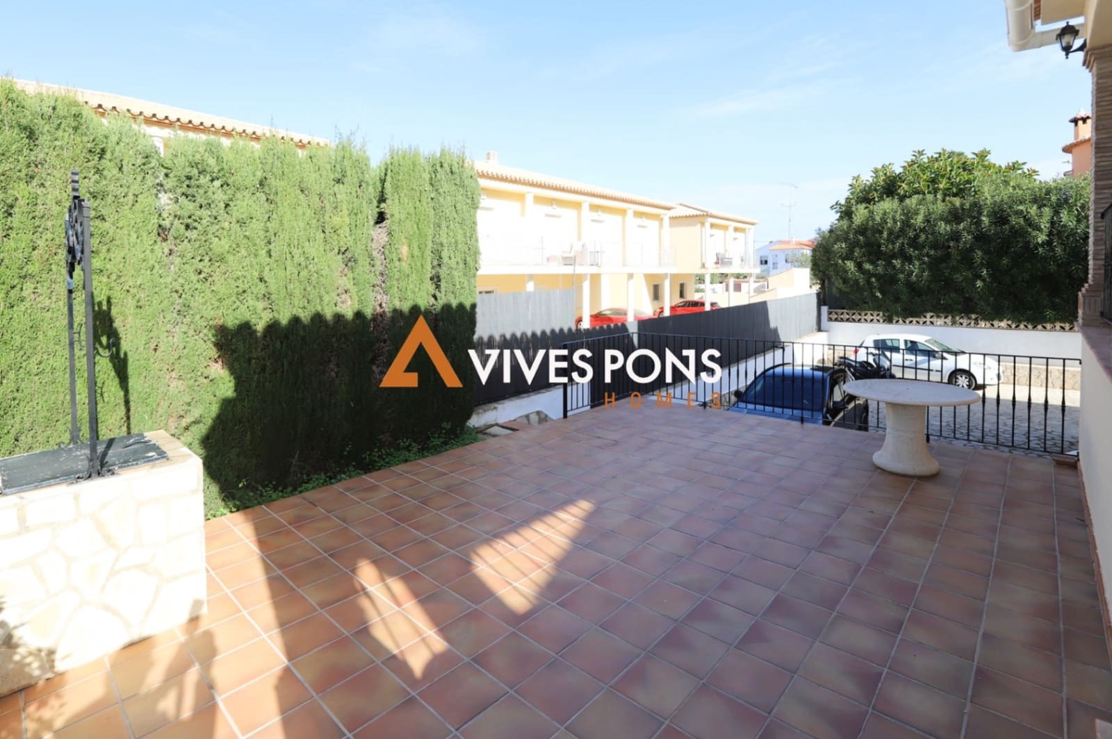 5 bedroom Villa for sale in Denia with pool garage - € 849,000 (Ref: 8934637)