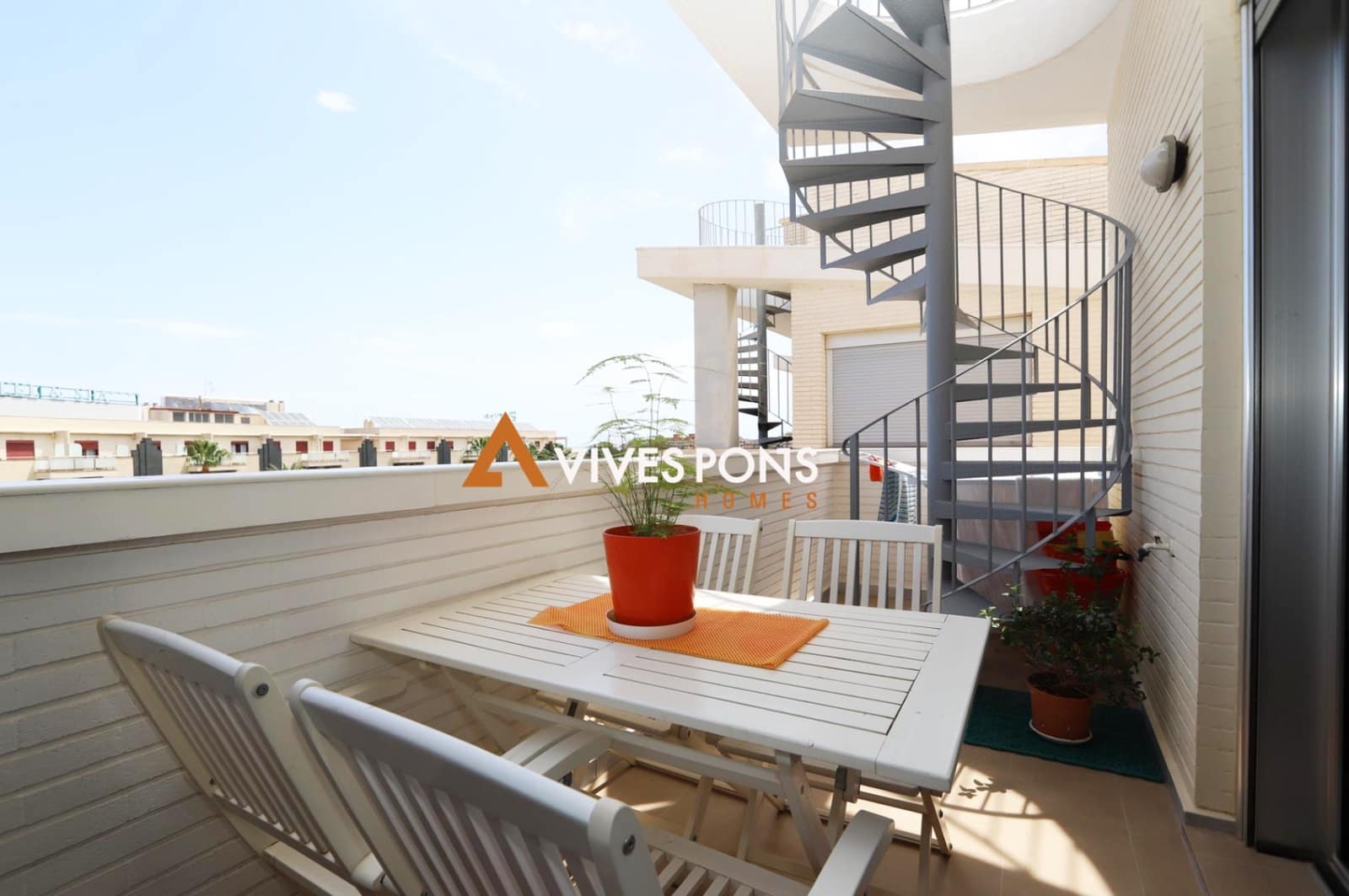 3 slaapkamer Penthouse te koop in Denia met zwembad garage - € 370.000 (Ref: 8934638)