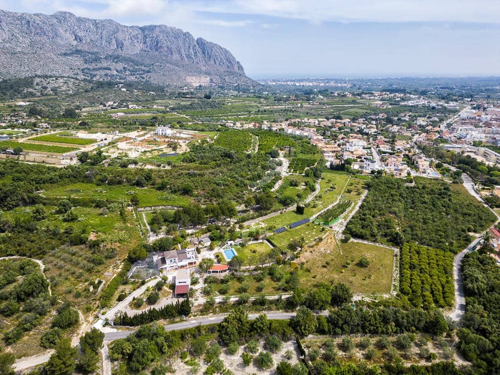 4 soveværelse Finca/Landehus til salg i Beniarbeig med swimmingpool garage - € 899.950 (Ref: 8967680)