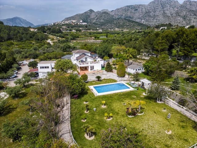 4 soverom Finca/Herregård til salgs i Beniarbeig med svømmebasseng garasje - € 899 950 (Ref: 8967680)