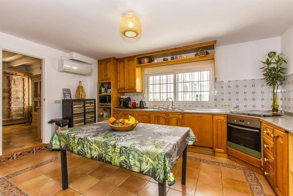 4 soveværelse Finca/Landehus til salg i Beniarbeig med swimmingpool garage - € 899.950 (Ref: 8967680)