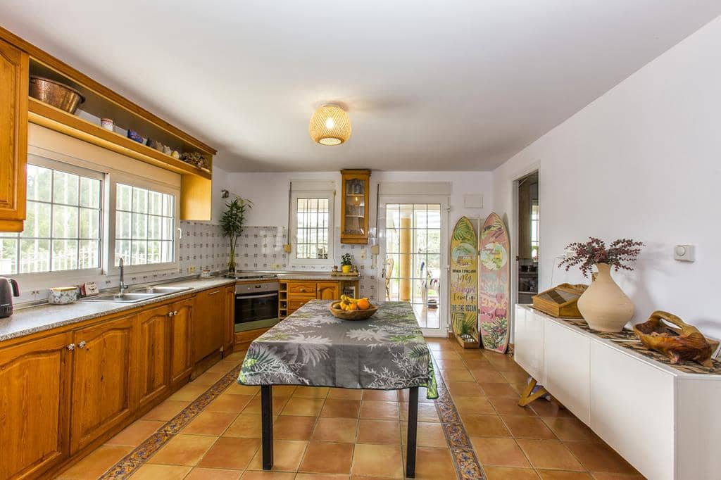 4 soveværelse Finca/Landehus til salg i Beniarbeig med swimmingpool garage - € 899.950 (Ref: 8967680)