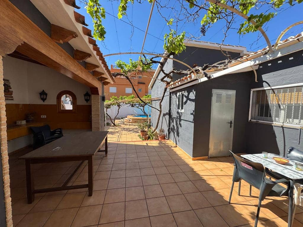 3 camera da letto Villa in vendita in Denia con piscina garage - 695.000 € (Rif: 8970920)