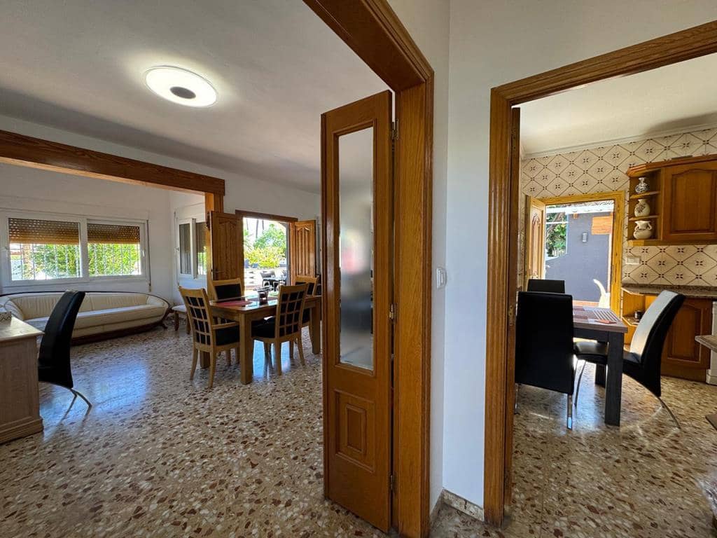 3 camera da letto Villa in vendita in Denia con piscina garage - 695.000 € (Rif: 8970920)