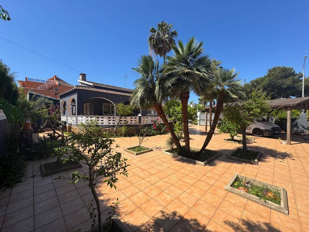 3 camera da letto Villa in vendita in Denia con piscina garage - 695.000 € (Rif: 8970920)