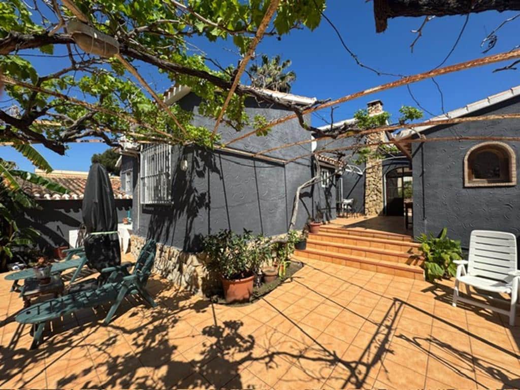 3 camera da letto Villa in vendita in Denia con piscina garage - 695.000 € (Rif: 8970920)