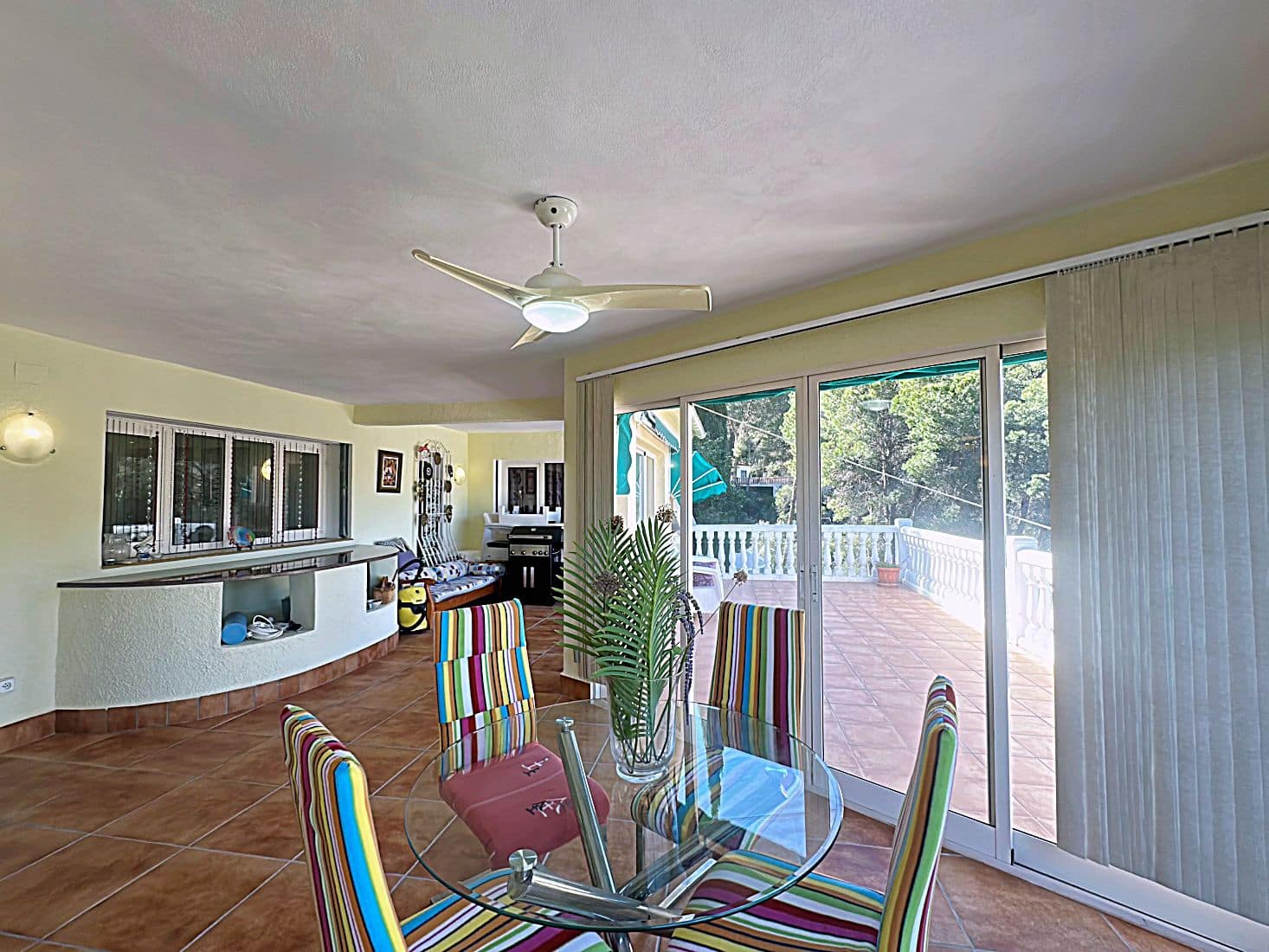 4 soverom Villa til salgs i Denia med svømmebasseng garasje - € 590 000 (Ref: 8977173)