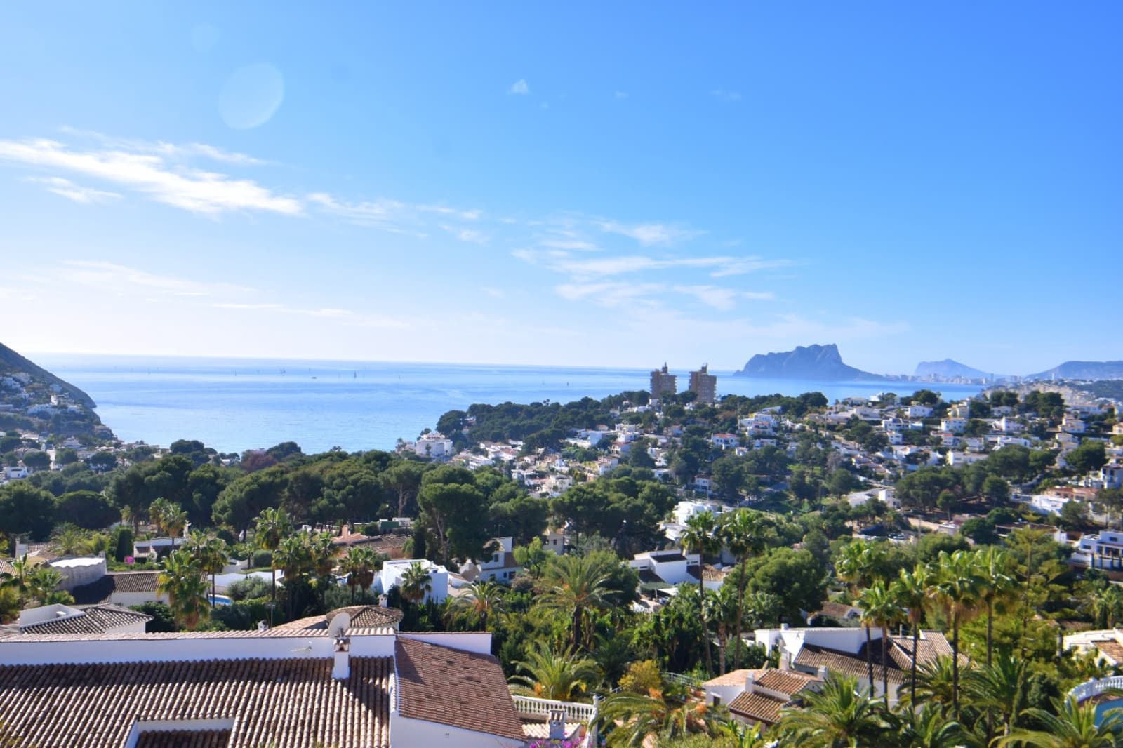 3 bedroom Villa for sale in Moraira with pool - € 1,550,000 (Ref: 9061337)