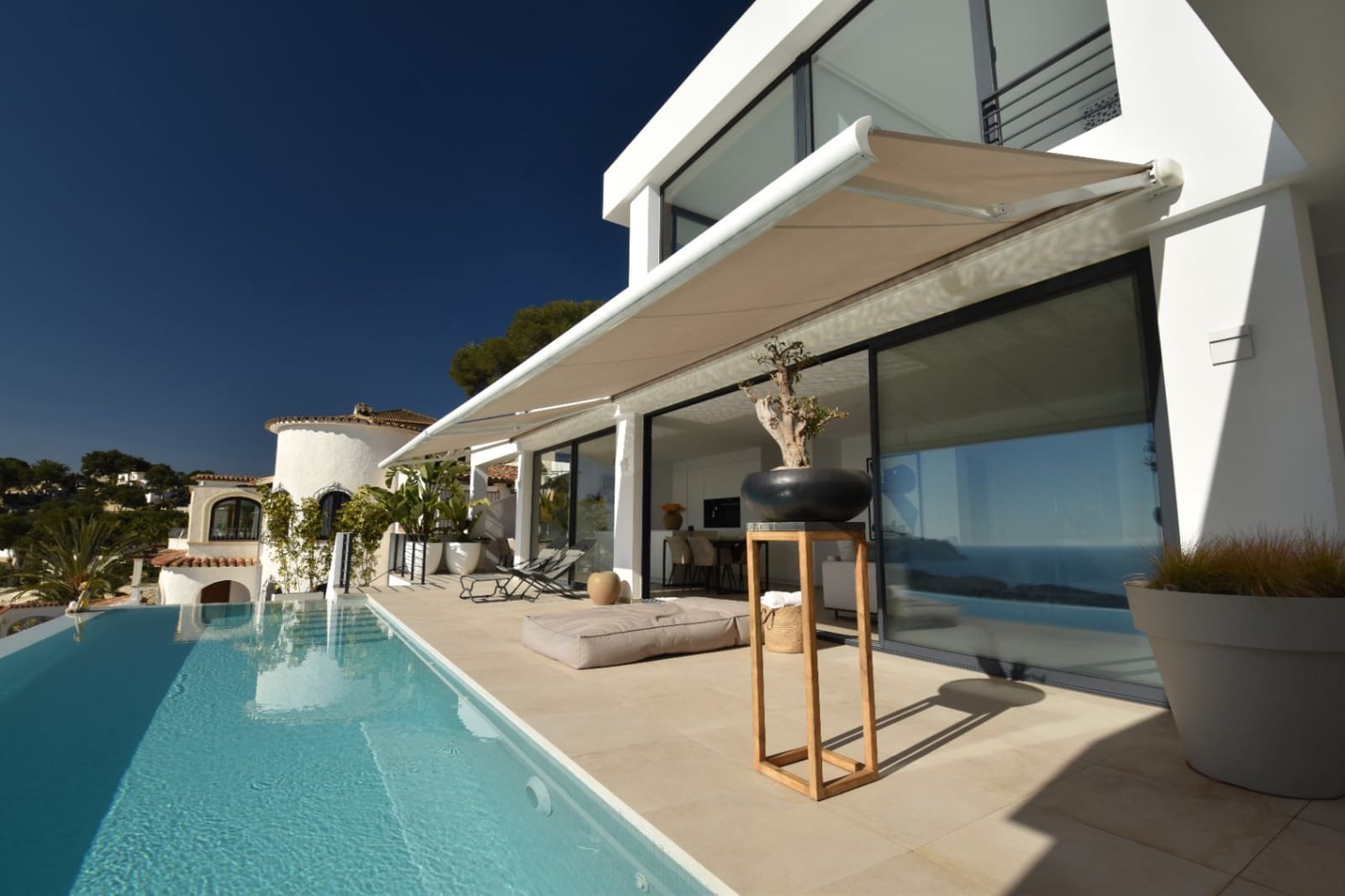 4 bedroom Villa for sale in Moraira with pool - € 1,995,000 (Ref: 9061338)