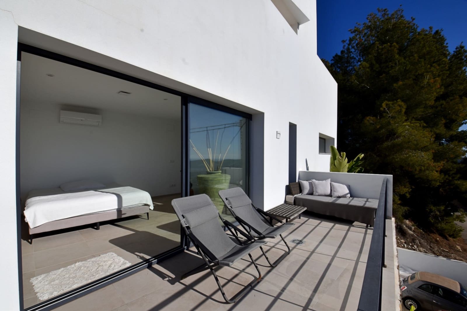 4 bedroom Villa for sale in Moraira with pool - € 1,995,000 (Ref: 9061338)