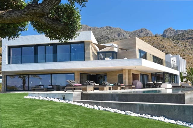 6 soveværelse Villa til salg i Alhama Springs, Altea - € 5.595.000 (Ref: 9061340)